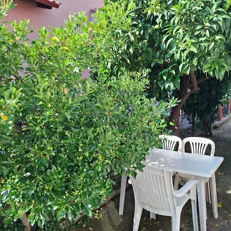 Hébergement de vacances Casa Patronimio Aristotle Socrates *