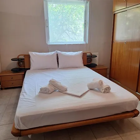Casa Patronimio Aristotle Socrates Hébergement de vacances Ierissos
