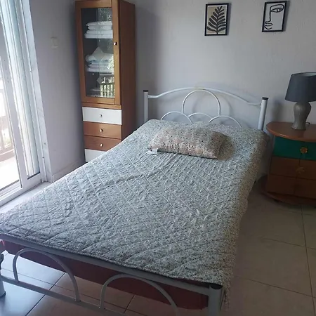 Casa Patronimio Aristotle Socrates Ierissos